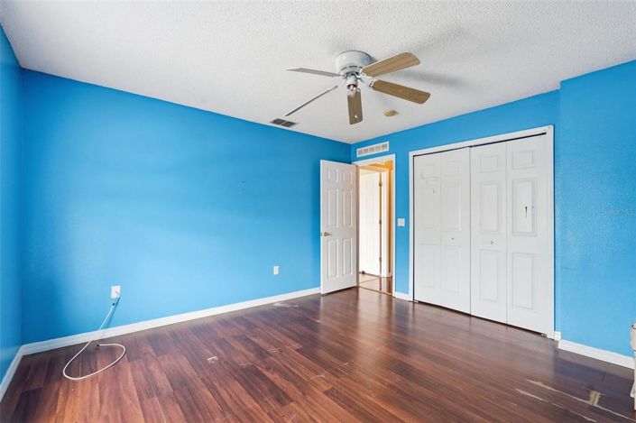 Image No.43-4 Bed House for sale