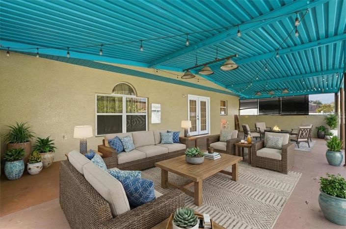 Image No.44-4 Bed House for sale