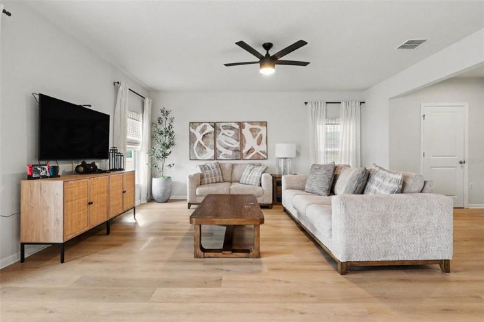 Image No.3-Maison de 4 chambres à vendre à Saint John