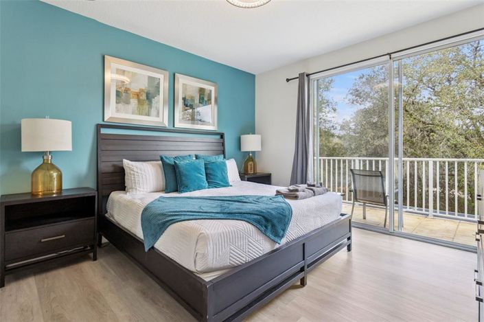 Image No.19-3 Bed Townhouse for sale