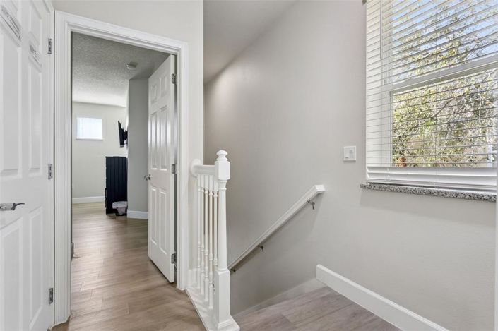 Image No.27-3 Bed Townhouse for sale