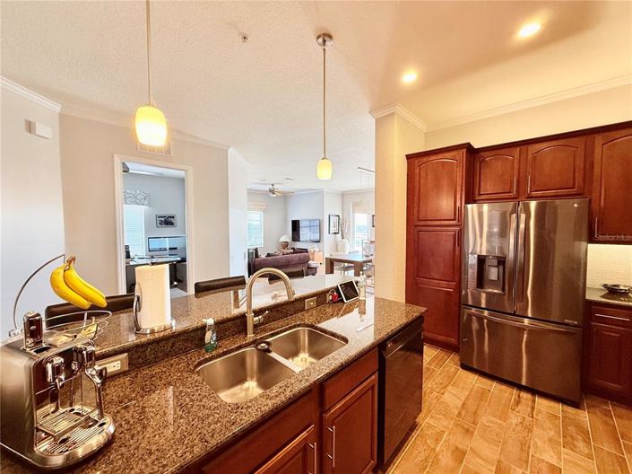 Image No.6-3 Bed Apartment for sale