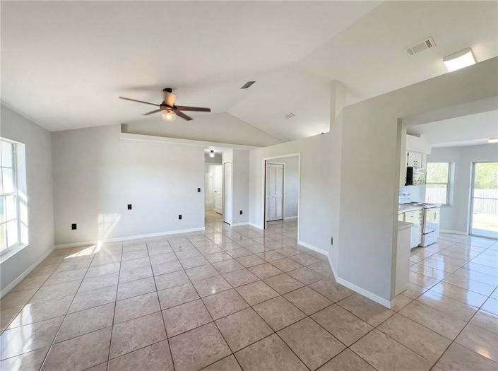 Image No.6-3 Bed House for sale