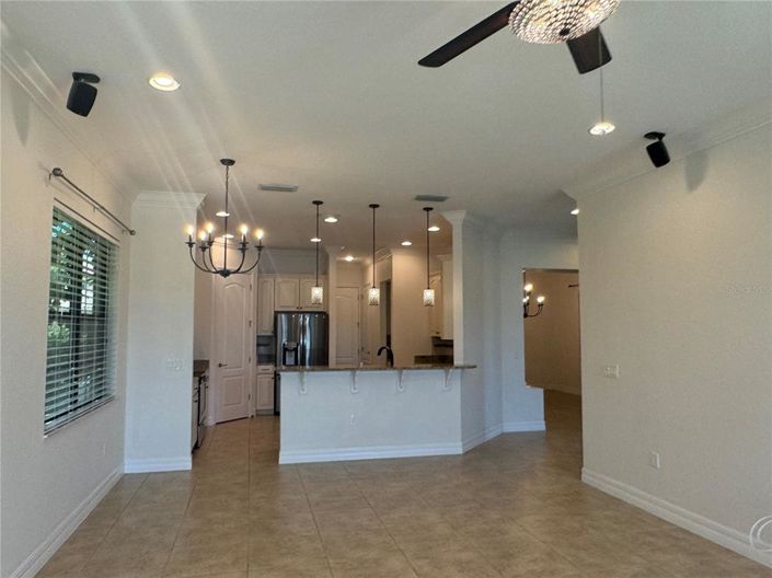 Image No.11-5 Bed House for sale