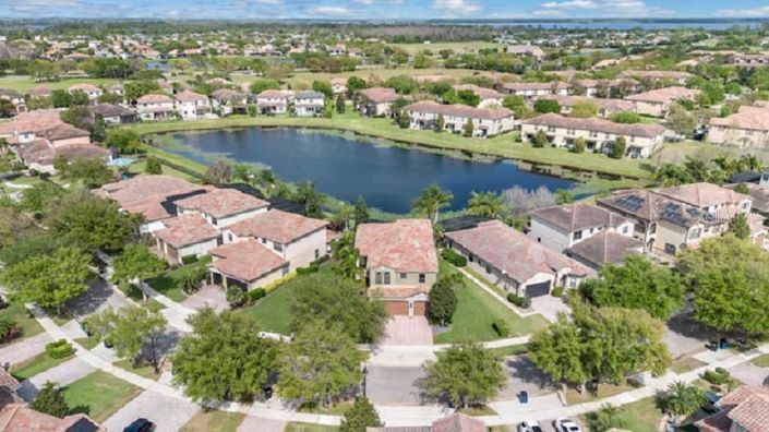 Image No.3-5 Bed House for sale