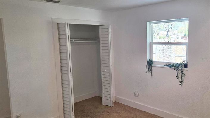 Image No.19-3 Bed House for sale