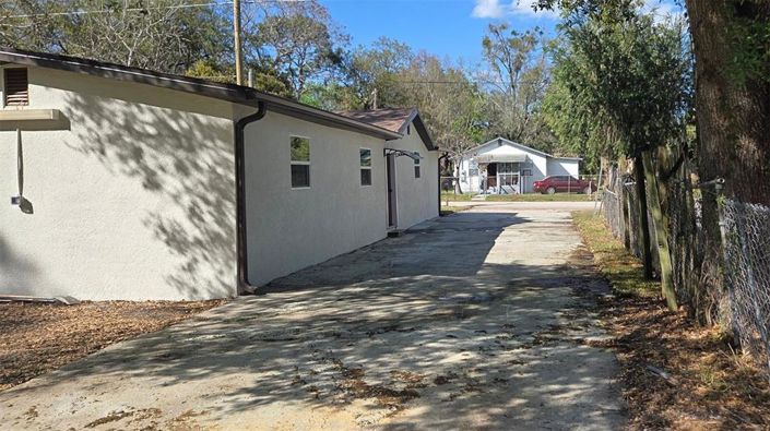 Image No.27-3 Bed House for sale