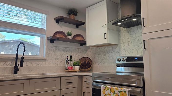 Image No.8-3 Bed House for sale