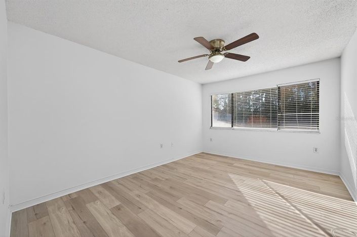 Image No.26-2 Bed Apartment for sale