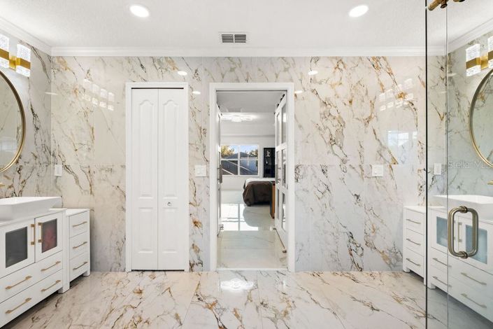 Image No.29-5 Bed House for sale