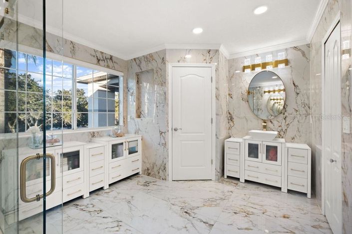 Image No.31-5 Bed House for sale