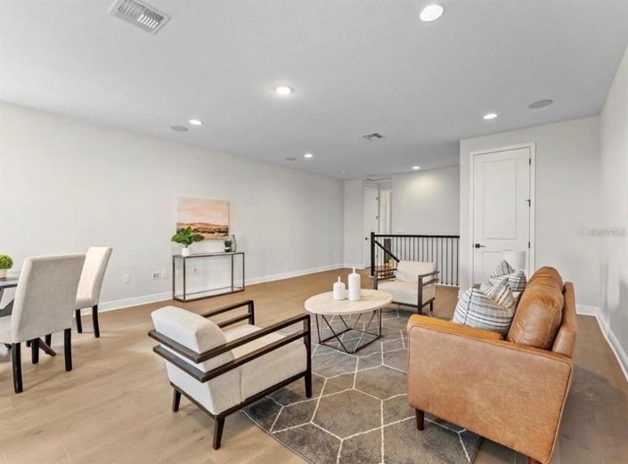 Image No.11-5 Bed House for sale