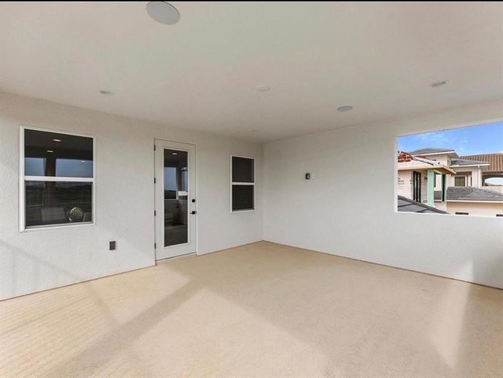 Image No.17-5 Bed House for sale