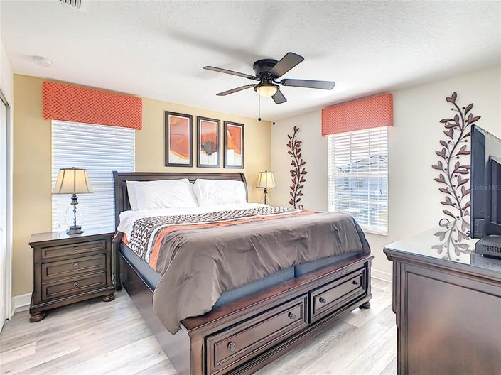 Image No.19-8 Bed House for sale