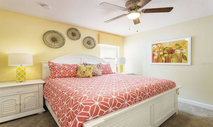 Image No.21-8 Bed House for sale