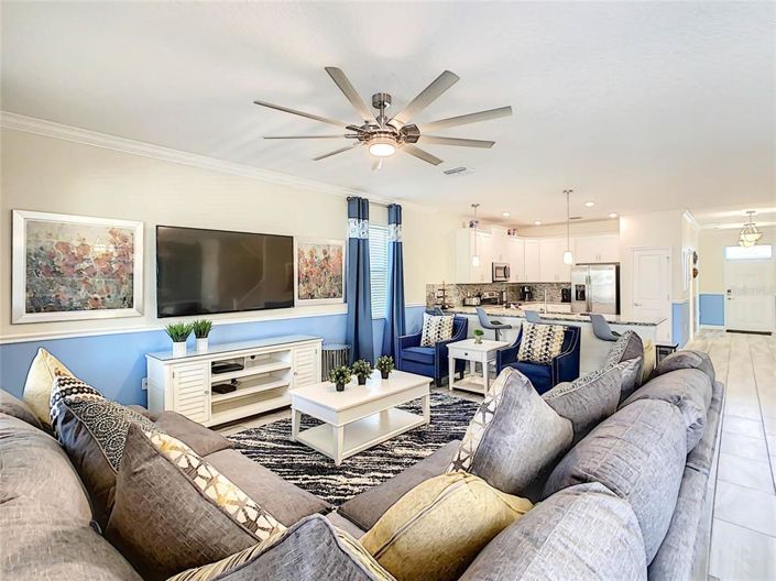 Image No.9-8 Bed House for sale