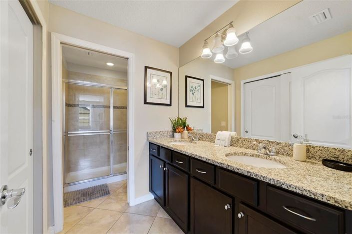 Image No.17-Maison de ville de 5 chambres à vendre à Saint John