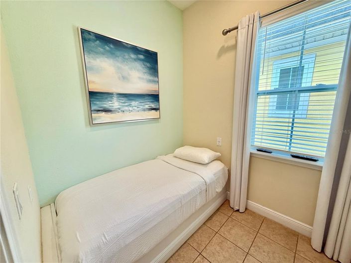 Image No.18-3 Bed House for sale