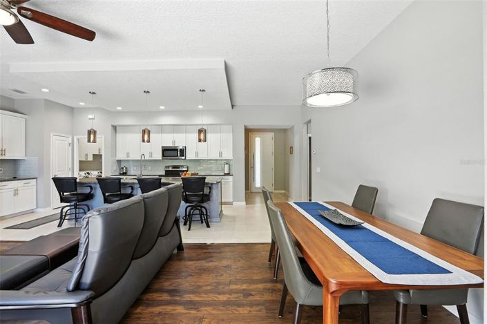 Image No.15-4 Bed House for sale