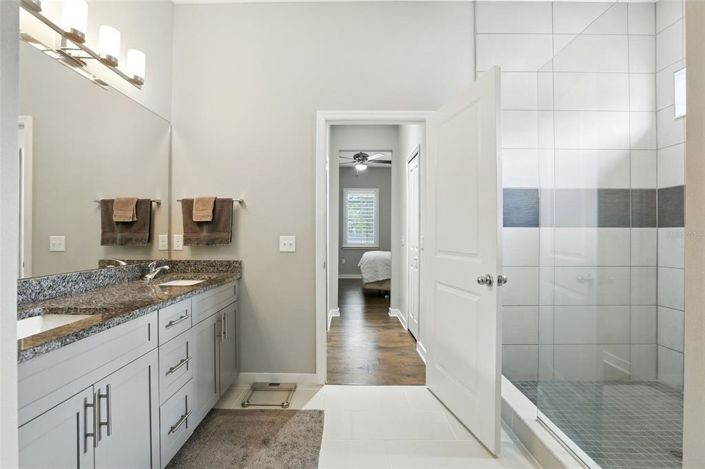 Image No.22-4 Bed House for sale