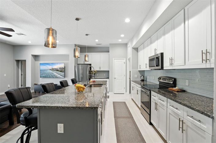 Image No.7-4 Bed House for sale