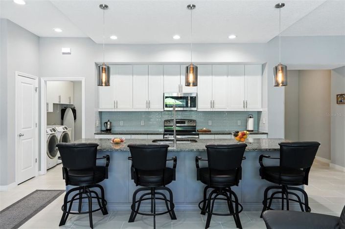 Image No.9-4 Bed House for sale