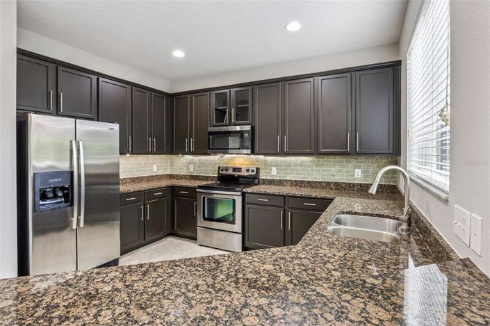 Image No.23-4 Bed House for sale