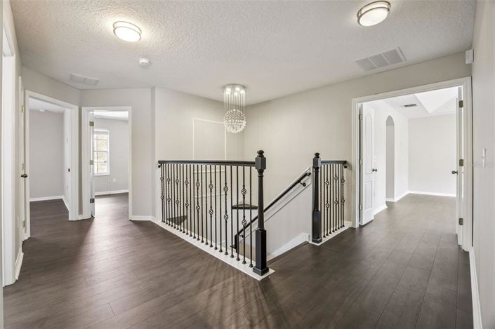 Image No.29-4 Bed House for sale