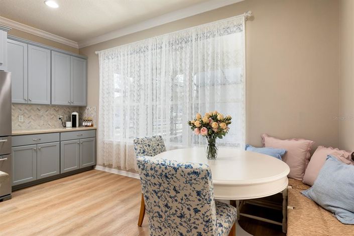 Image No.13-4 Bed House for sale