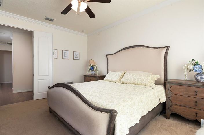 Image No.17-4 Bed House for sale