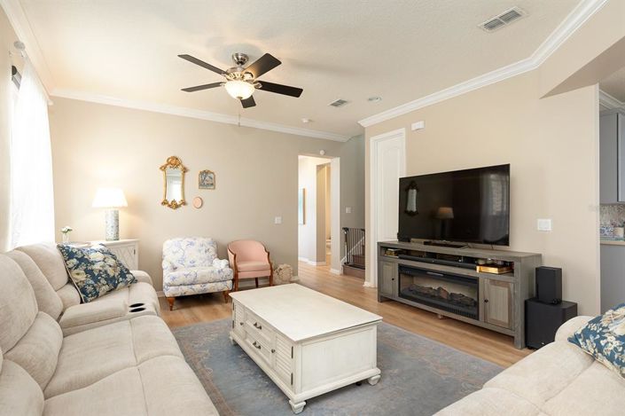 Image No.8-4 Bed House for sale