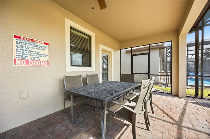 Image No.13-8 Bed House for sale