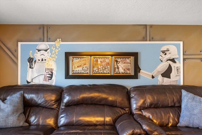 Image No.18-8 Bed House for sale