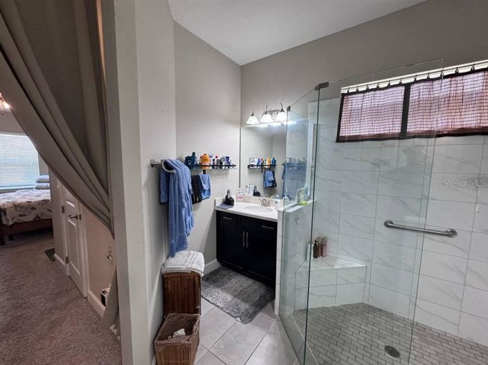 Image No.11-3 Bed House for sale