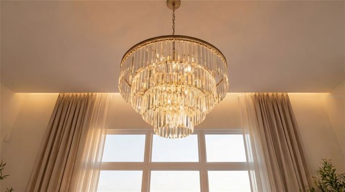 Image No.11-5 Bed House for sale