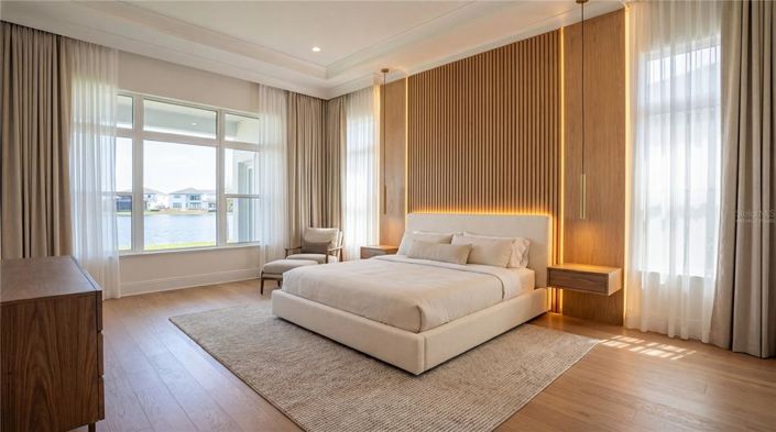 Image No.16-5 Bed House for sale