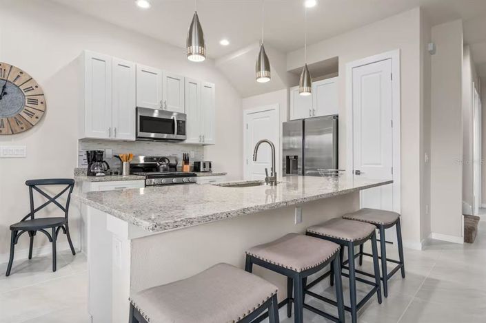 Image No.10-3 Bed Townhouse for sale