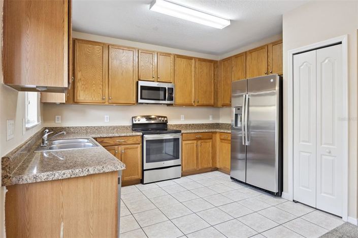 Image No.10-2 Bed Townhouse for sale