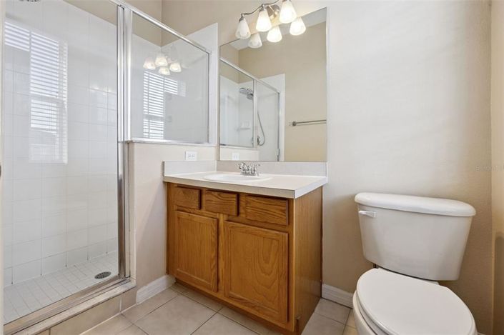 Image No.16-2 Bed Townhouse for sale