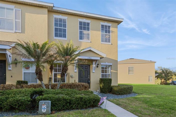 Image No.2-2 Bed Townhouse for sale