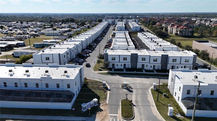 Image No.24-4 Bed Townhouse for sale