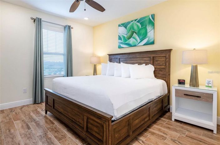 Image No.18-4 Bed House for sale