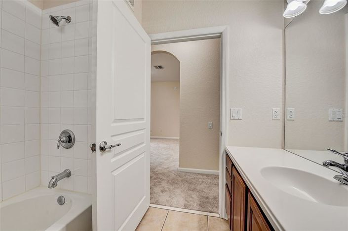 Image No.29-3 Bed Apartment for sale