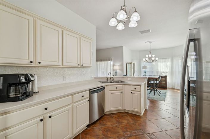 Image No.14-2 Bed House for sale