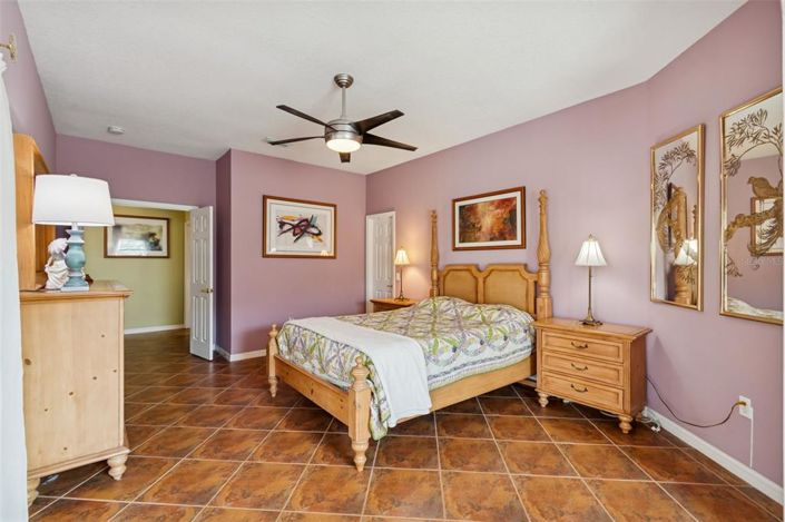 Image No.22-2 Bed House for sale