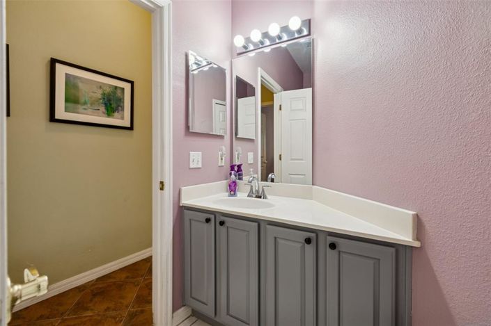 Image No.35-2 Bed House for sale