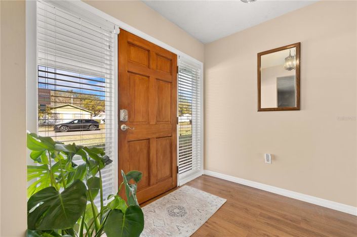 Image No.9-4 Bed House for sale