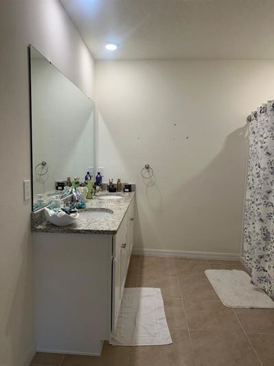 Image No.11-3 Bed House for sale