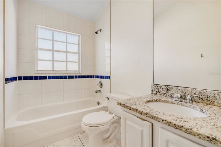 Image No.12-Maison de ville de 4 chambres à vendre à Saint John