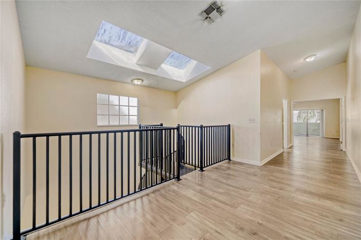 Image No.3-Maison de ville de 4 chambres à vendre à Saint John